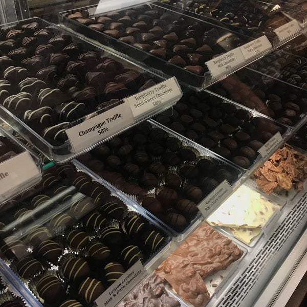 Knoke's Chocolates and Nuts Hudson, WI