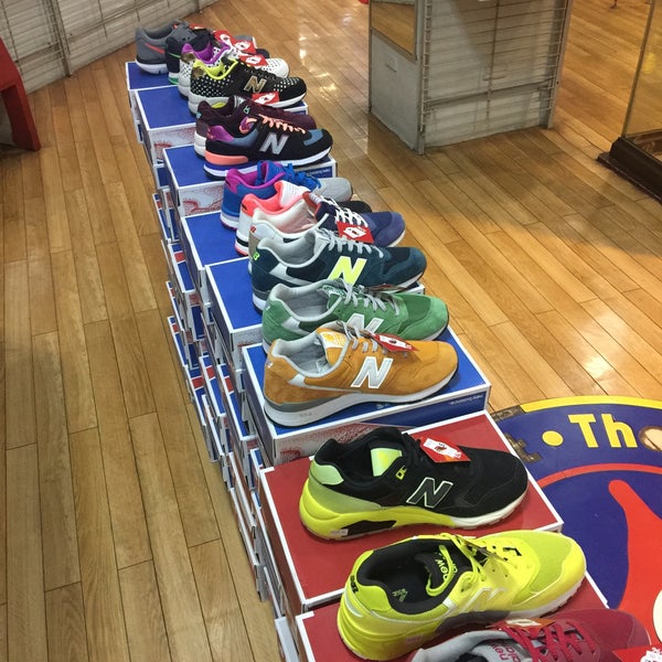 athlete feet shoe store