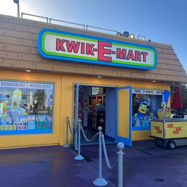 Kwik-E-Mart  Universal Studios Hollywood