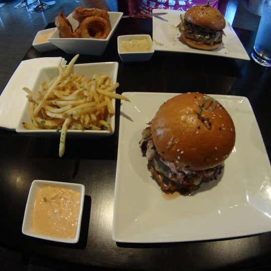 Photo taken at Eden Burger Bar by Jackie I. on 10/26/2014