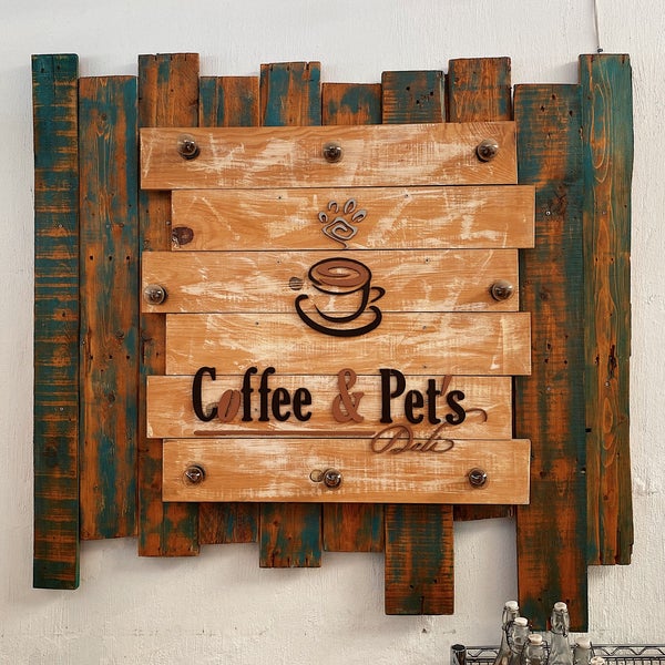 Photo taken at Coffee &amp; Pet&#39;s Deli by Christian D. on 1/26/2020