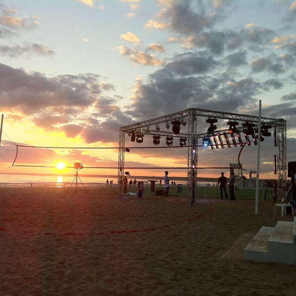 รูปภาพถ่ายที่ Ibiza Beach Bar โดย Konstantin L. เมื่อ 7/27/2013