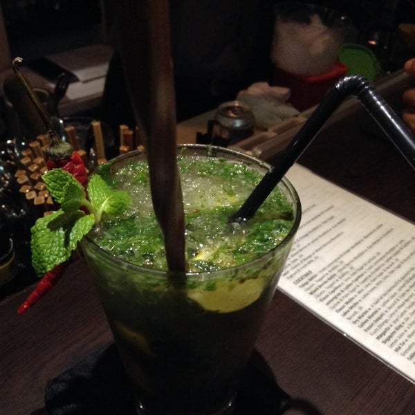 7/14/2014にVincent L.がPrivilege Restaurant &amp; Barで撮った写真