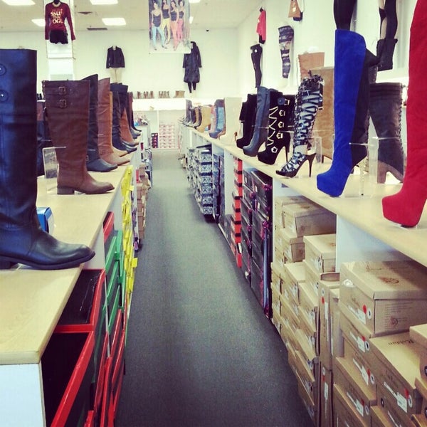 Bare Feet Shoes Shoe Store in Center City East