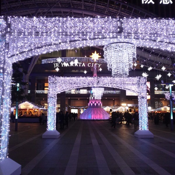 12/17/2014にゆが博多駅で撮った写真