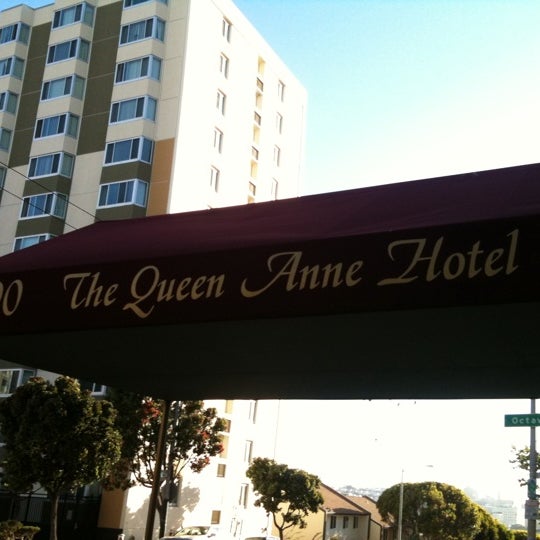 Photo taken at Queen Anne Hotel by Angelo L. on 6/28/2012