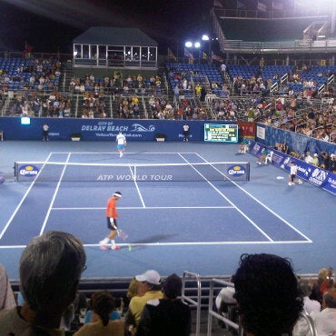 รูปภาพถ่ายที่ Delray Beach International Tennis Championships (ITC) โดย Marlena H. เมื่อ 5/5/2011