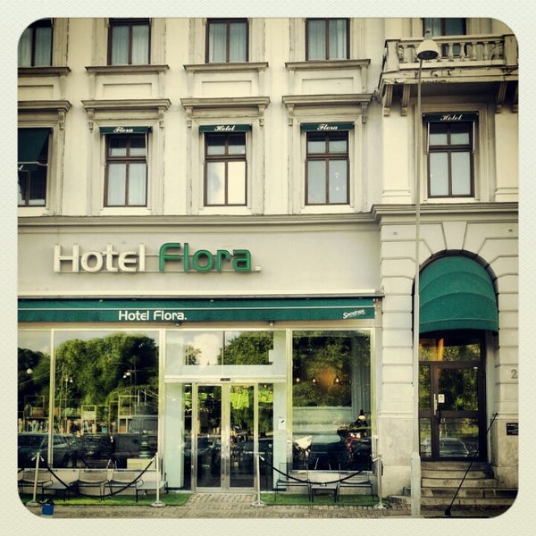 Photo taken at Hotel Flora by Ulf L. on 6/18/2012