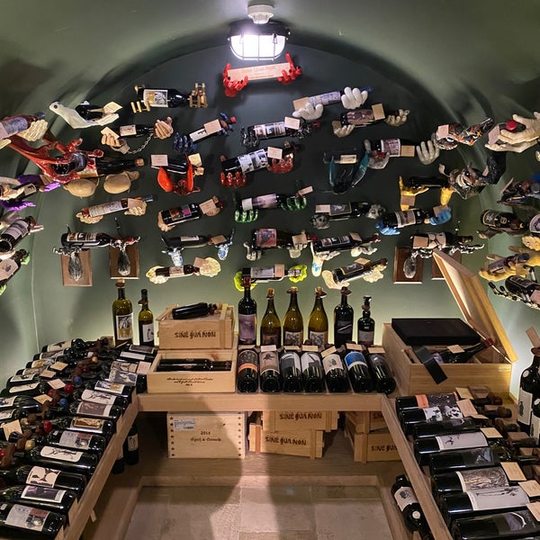 Hedonism Wines - Mayfair - 3-7 Davies St