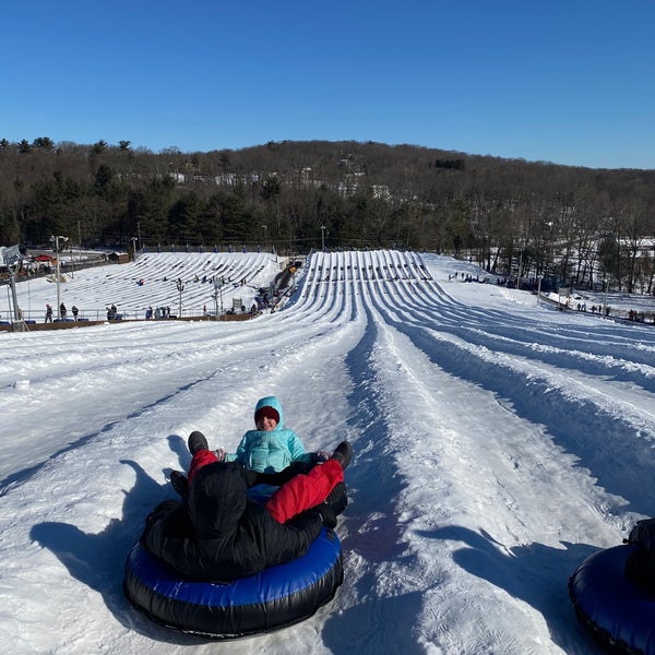 Foto scattata a Camelback Snowtubing da Olya G. il 1/20/2020