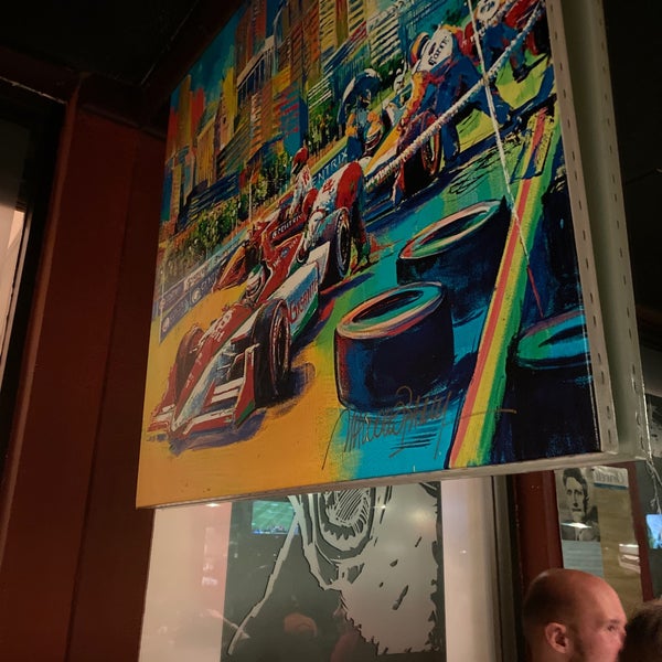 Foto diambil di The George Restaurant &amp; Pub oleh Olya G. pada 12/21/2020
