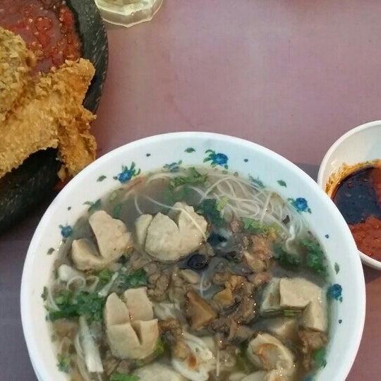 Ayam Penyet Godang The Best Puchong Batu Dua Belas Selangor
