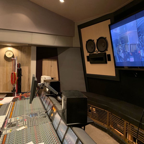 バーニッシュストーンスタジオ 世田谷区の音楽関係 バーニッシュストーンスタジオ 世田谷区の音楽関係