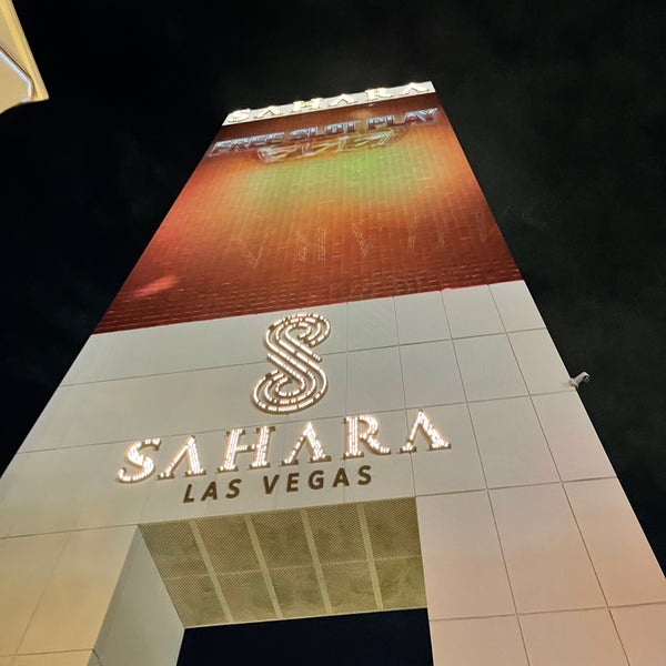 Photo taken at SAHARA Las Vegas by A L E X on 9/11/2022