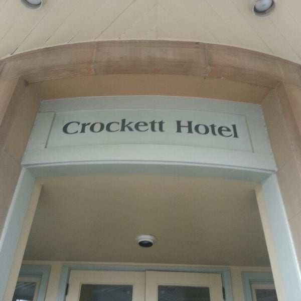Снимок сделан в The Historic Crockett Hotel пользователем Melvin M. 6/8/2013