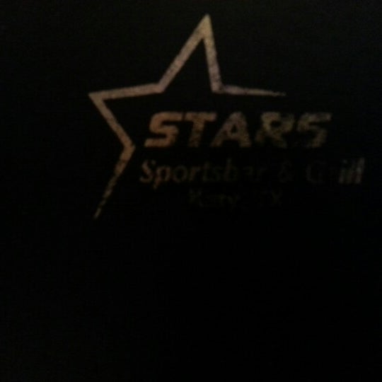 Foto tirada no(a) Stars Sports Bar &amp; Grill por Melvin M. em 12/30/2012