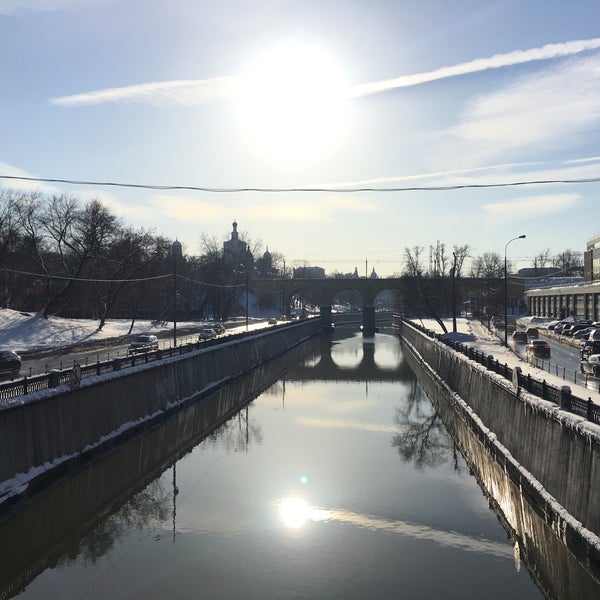 Таможенный мост