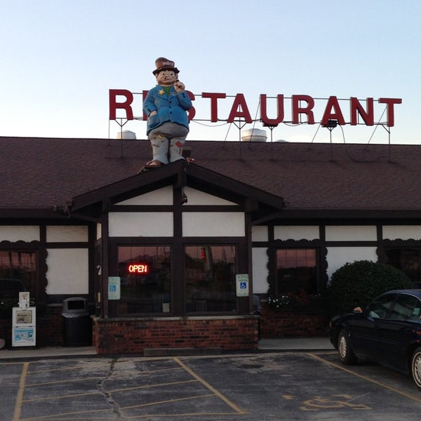 Hobo's Korner Kitchen Belgium, WI
