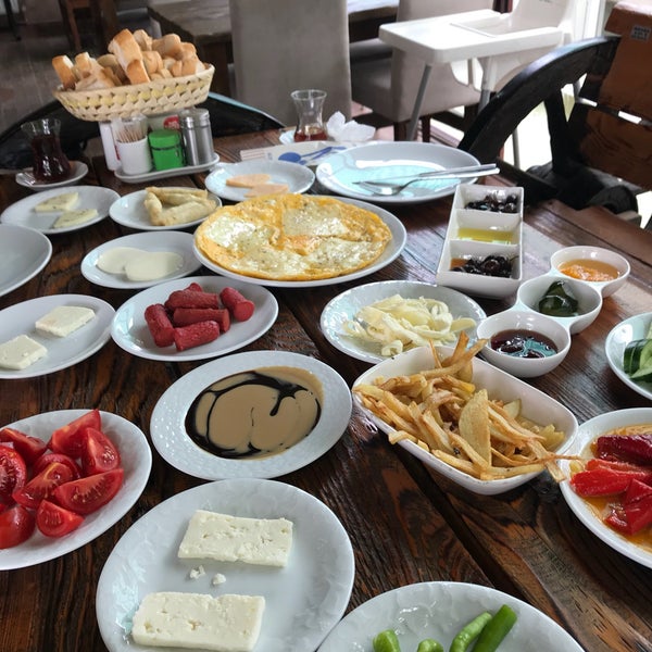 Photo taken at Kenanbey Binicilik Kulübü by Şeyda E. on 5/26/2018