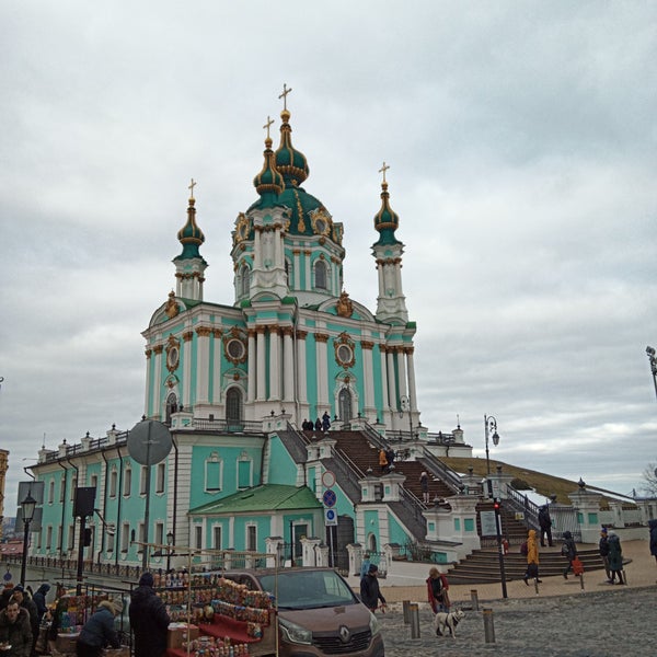1/16/2022 tarihinde Vano L.ziyaretçi tarafından Андріївська церква'de çekilen fotoğraf