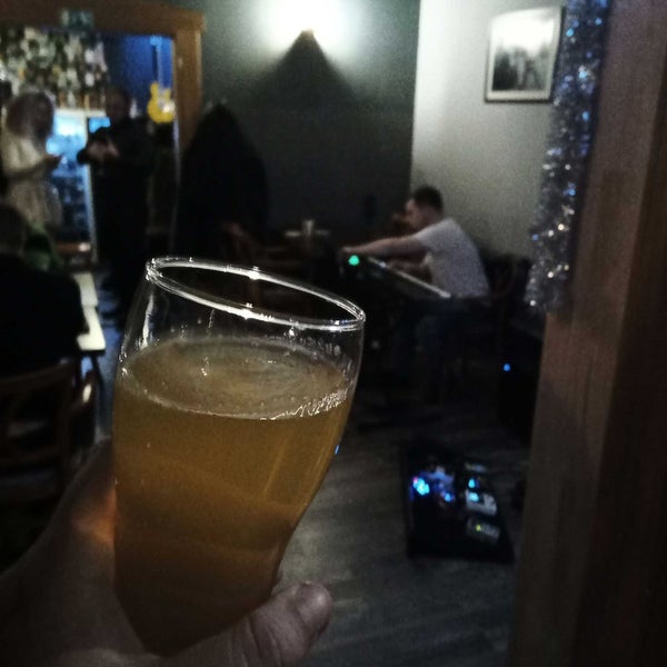 รูปภาพถ่ายที่ Craft House Prague โดย Vano L. เมื่อ 12/26/2021