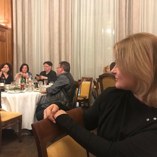 Das Foto wurde bei Ресторан ЦДЛ von Yana M. am 10/26/2018 aufgenommen