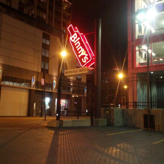 Binny's Beverage Depot Liquor Store in Chicago