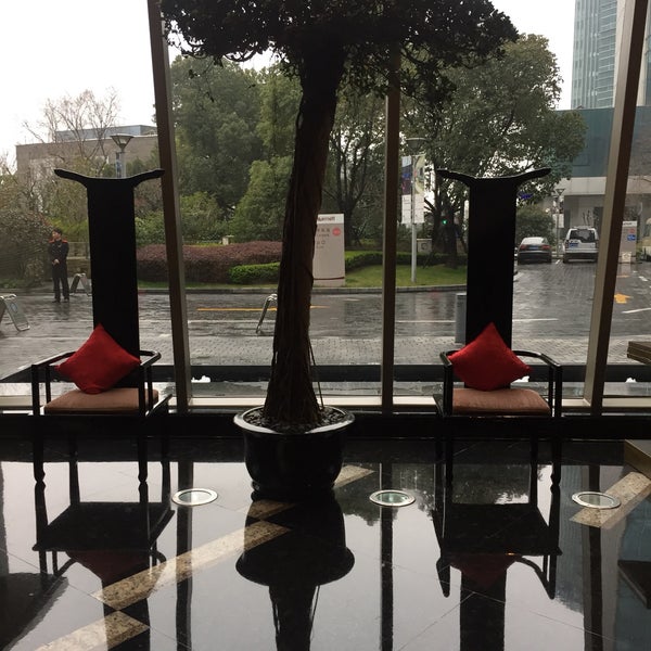 3/20/2017 tarihinde Bunyad K.ziyaretçi tarafından Shanghai Marriott Riverside Hotel'de çekilen fotoğraf