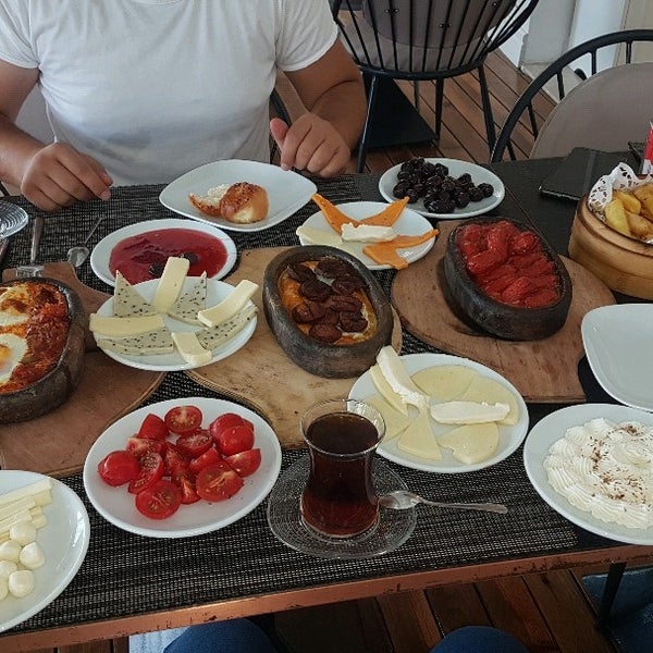 Adana Kahvalti Mekanlari