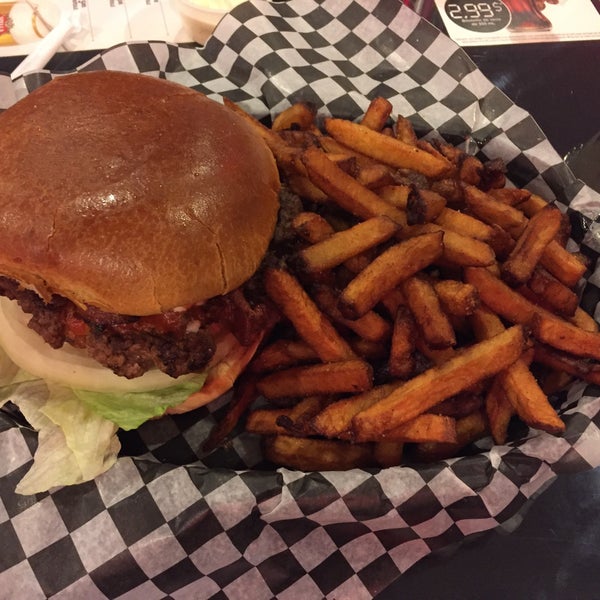 Бургер твист. Burger name. Бургер твист. Бургер твист. Либерти калининград бургер 900гр.