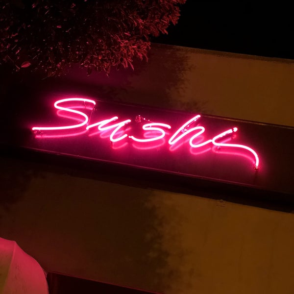 10/13/2018에 Ray E.님이 Sushi Zone에서 찍은 사진