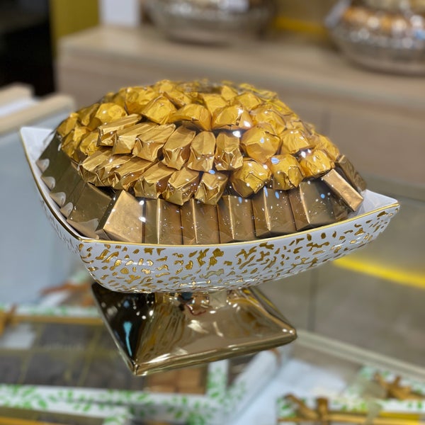 قسم الامن احتفاظ عودة  Photos at Sanabel Al Salam Sweets | حلويات سنابل السلام - الروضة - 4 tips
