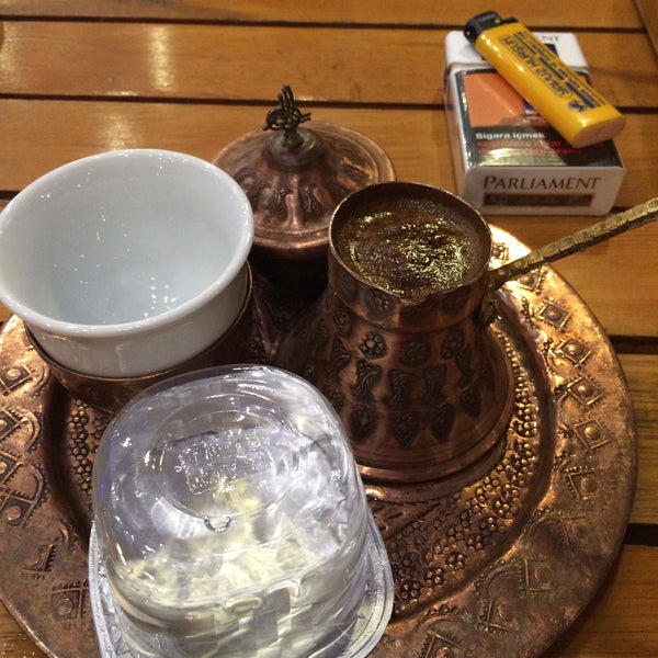 Снимок сделан в Nevîzade Cafe &amp; Restaurant пользователем Yavuz Kurşun K. 5/14/2015