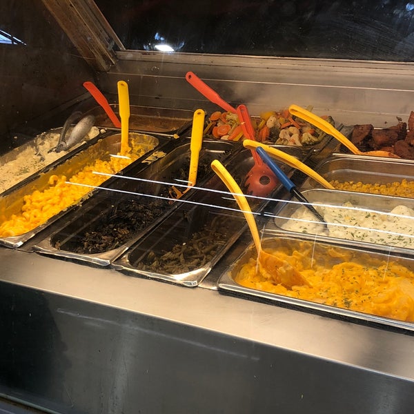 Blue Parkway Sun Fresh Grocery Store in Kansas City