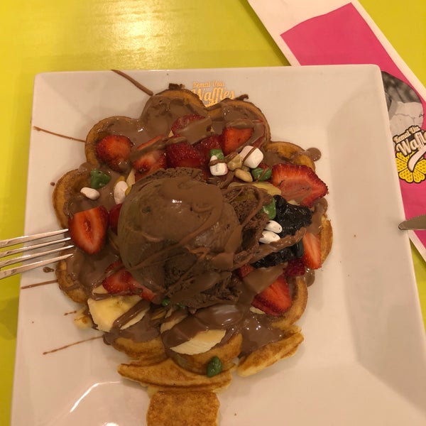 9/9/2018 tarihinde Büşra K.ziyaretçi tarafından Kemal Usta Waffles'de çekilen fotoğraf