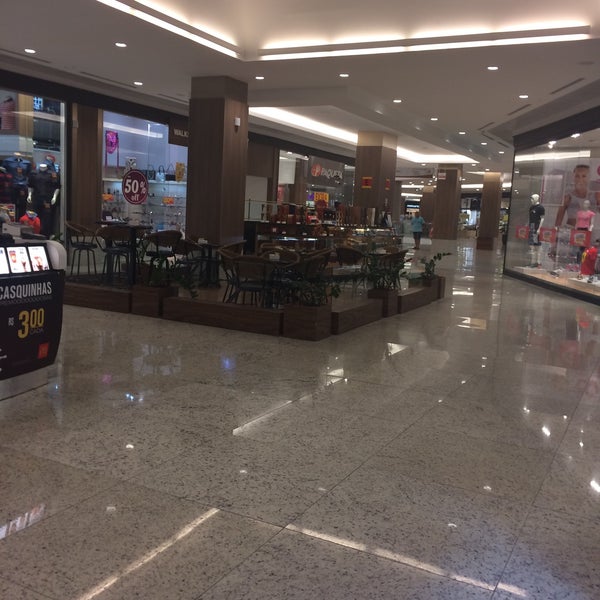 Adidas shopping itaguaçu cheap