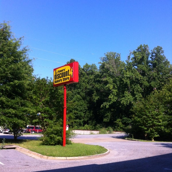 Flowers Baking Company (Tasty Cake /Nature's Own Bakery Outlet) Bakery