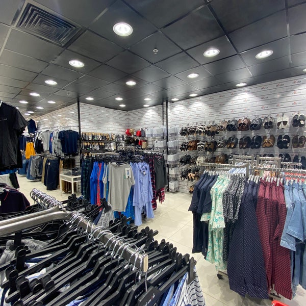 لبسي ماركة L M Clothing Store In Unayzah Saudi Arabia