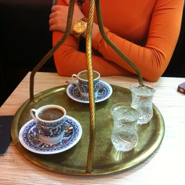 Photo prise au Caffe &quot;Zavarka&quot; / Кафе &quot;Заварка&quot; par Mrs.Panda le9/23/2014