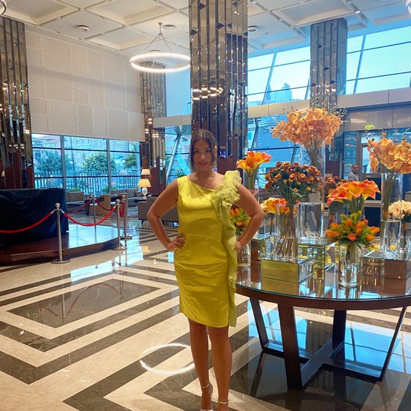 Das Foto wurde bei DoubleTree by Hilton Hotel Istanbul - Avcilar von Avukat am 6/11/2022 aufgenommen