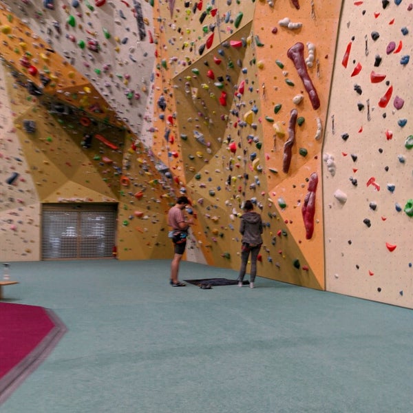 Z Vertigo Boulder Gyms 5c Climbers Climb More Work Less