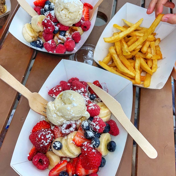 Photo taken at Bruges Waffles &amp; Frites by @Katulia@ on 9/13/2022