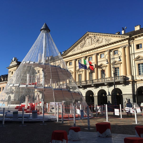 Photo taken at Piazza Chanoux by Gaël T. on 12/12/2019