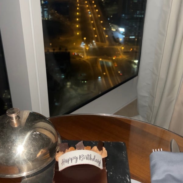 Foto diambil di JW Marriott Marquis Hotel Dubai oleh Faisal pada 3/30/2024