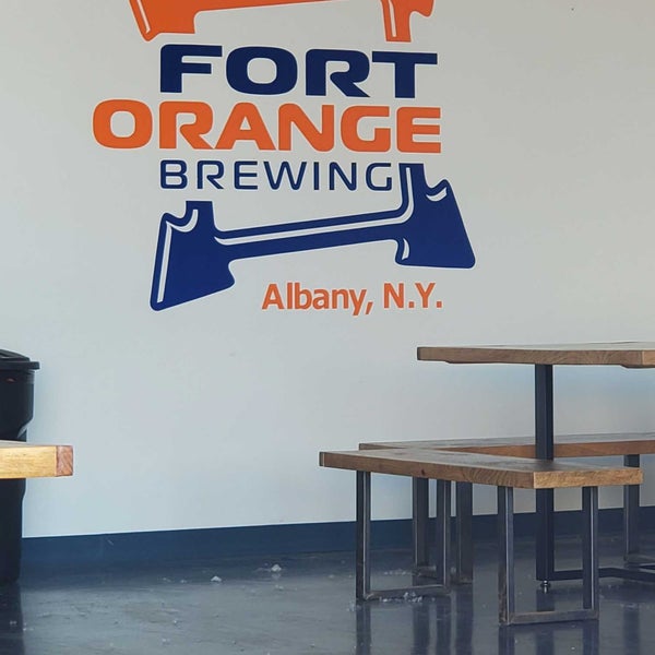 6/10/2022 tarihinde Tina S.ziyaretçi tarafından Fort Orange Brewing'de çekilen fotoğraf