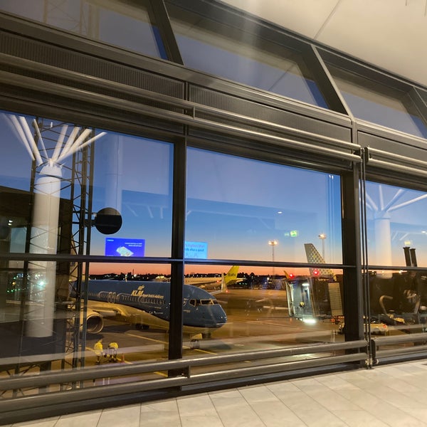 Gate A20 Puerta de embarque del aeropuerto