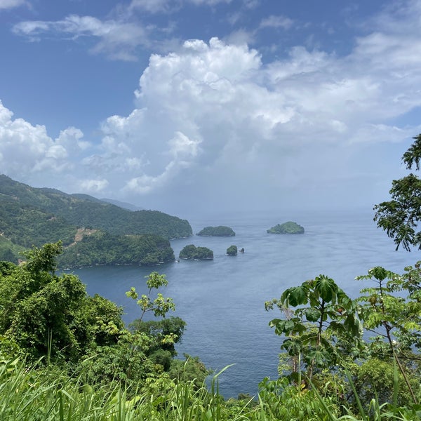 Maracas Lookout Scenic Lookout in Maracas Bay Village