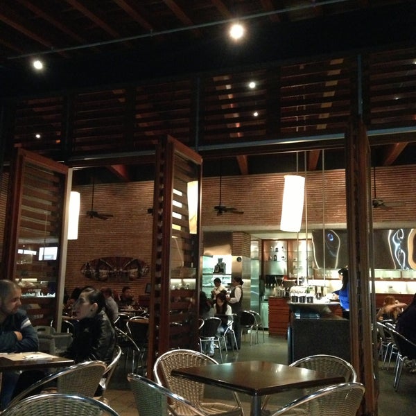 Crepes & Waffles Laureles Medellín, Antioquia