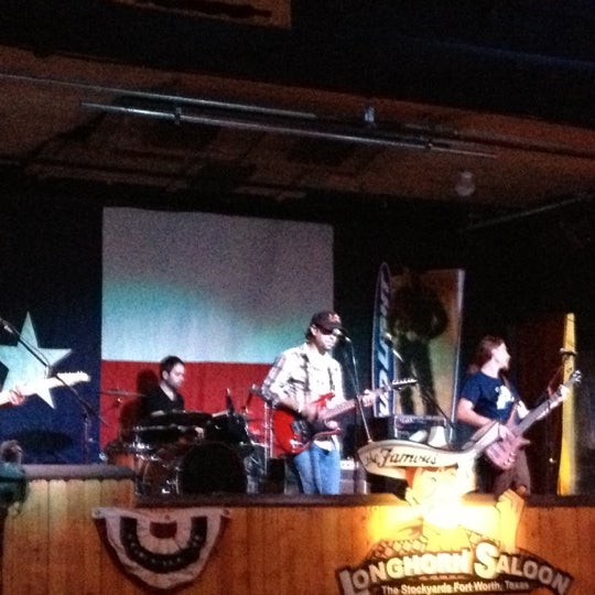 Photo taken at Lil&#39; Red&#39;s Longhorn Saloon by Melissa L. on 12/7/2012