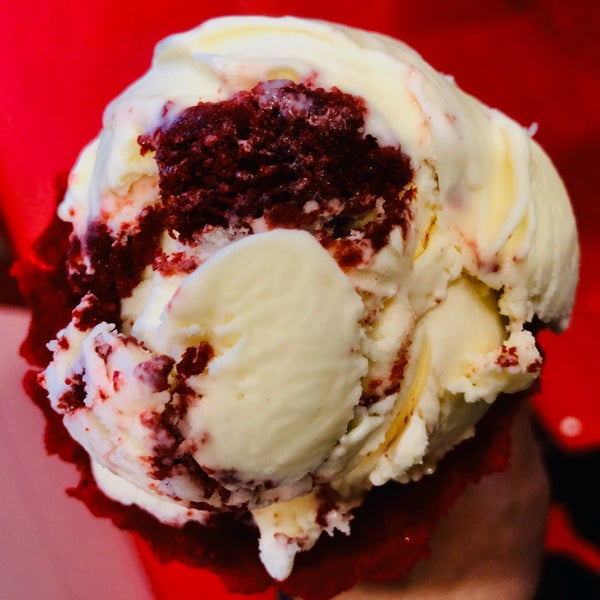 1/21/2020 tarihinde 嘉雯ziyaretçi tarafından Sprinkles Ice Cream'de çekilen fotoğraf